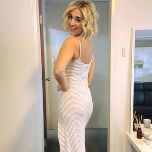 Meet your Posher, Hazel